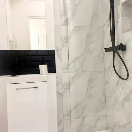 Annah Appartement Paris